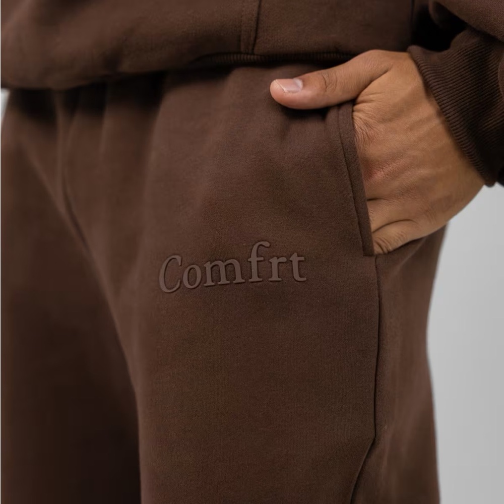 Comfrt Minimalist Straight Leg Sweatpants 🤎 - Picture 2 of 6